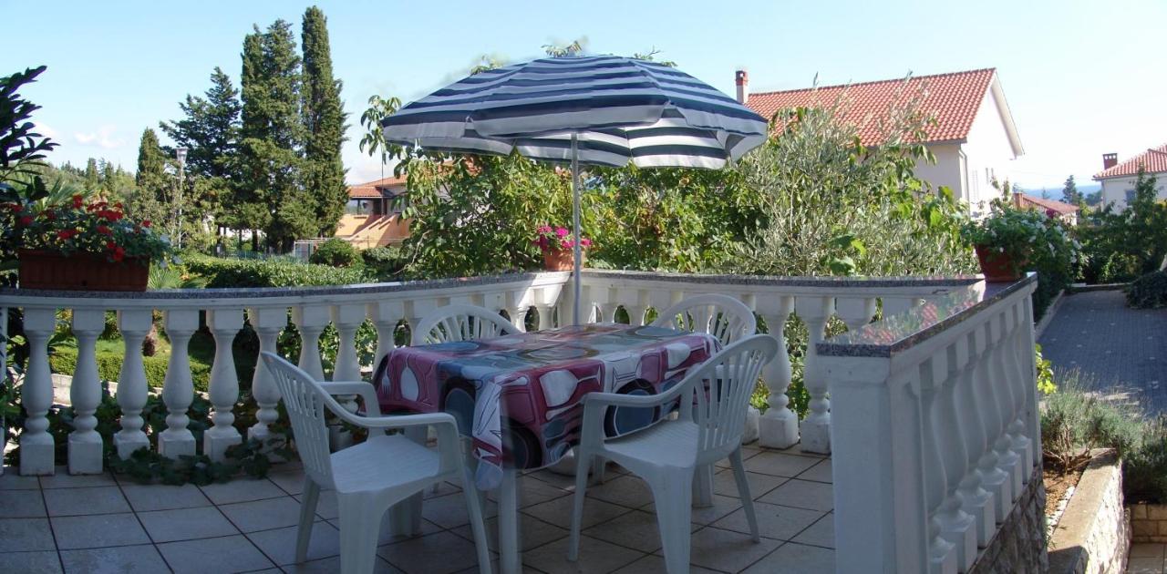 Apartments Bozica Krk Town Eksteriør bilde