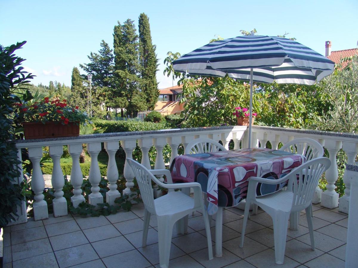 Apartments Bozica Krk Town Eksteriør bilde